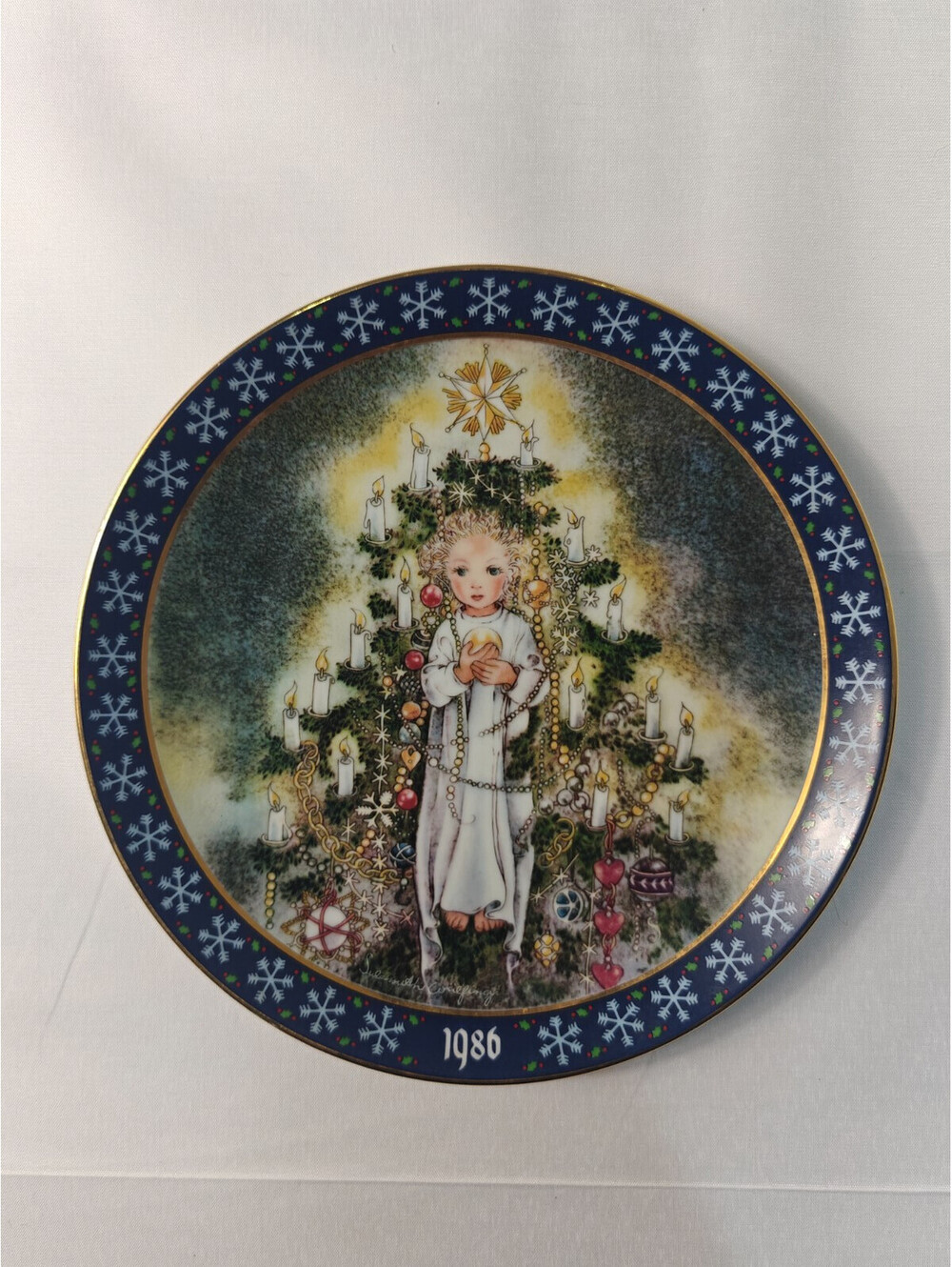 KONIGSZELT BAYERN DAS CHIRSTKIND COLLECTORS PLATE